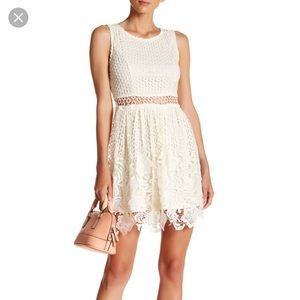Romeo & Juliet Romantic Ivory lace dress